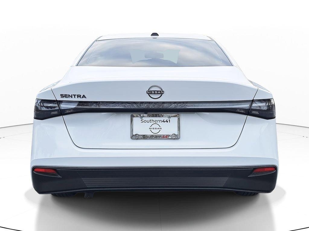 Nissan Sentra Sv - Thumbnail 7