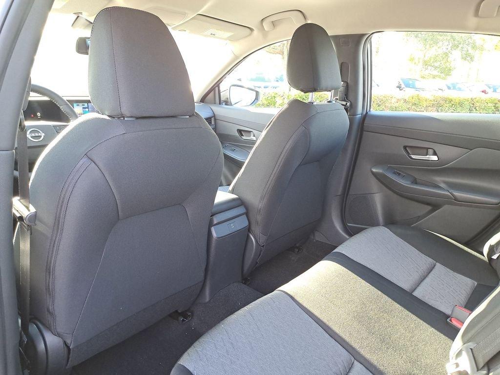 Nissan Sentra Sv - Thumbnail 10