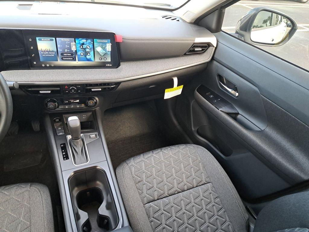 Nissan Kicks Sv - Thumbnail 18