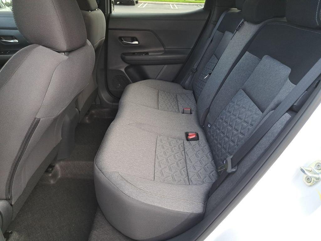 Nissan Kicks Sv - Thumbnail 13