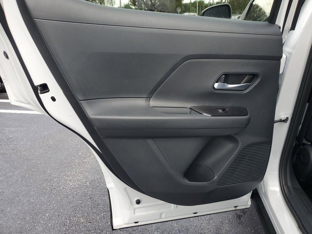 Nissan Kicks Sv - Thumbnail 14