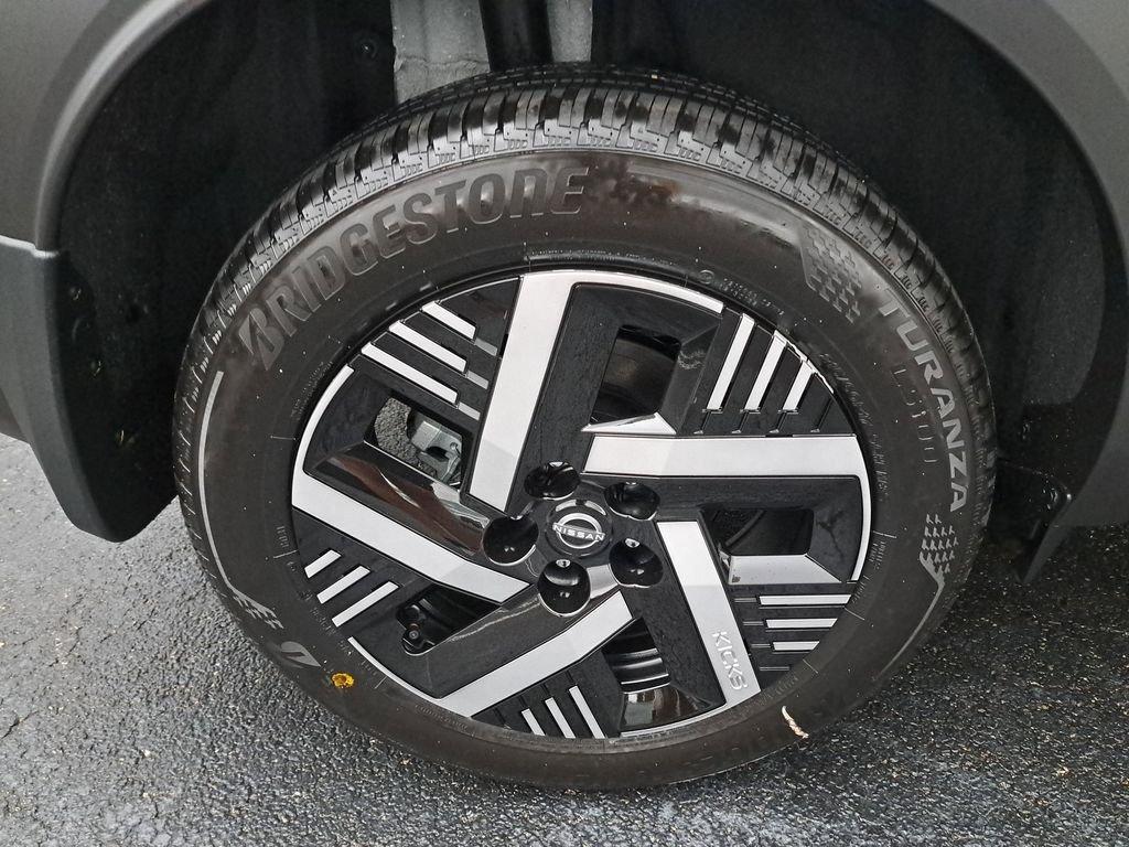 Nissan Kicks Sv - Thumbnail 9