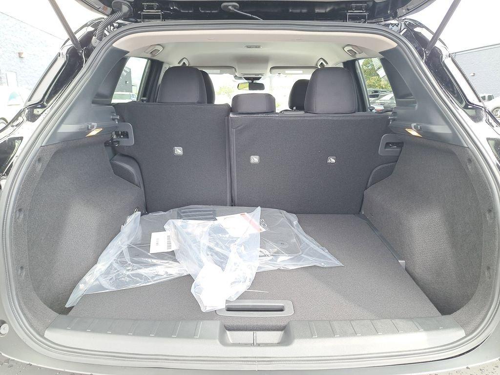 Nissan Kicks Sv - Thumbnail 11