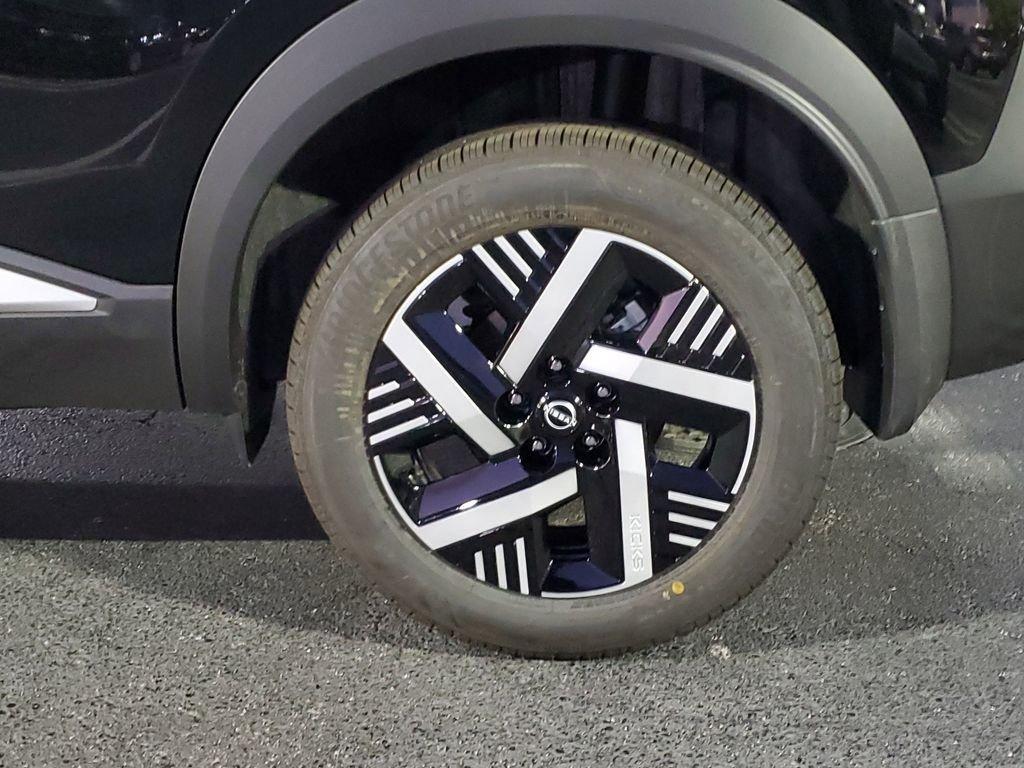 Nissan Kicks Sv - Thumbnail 9