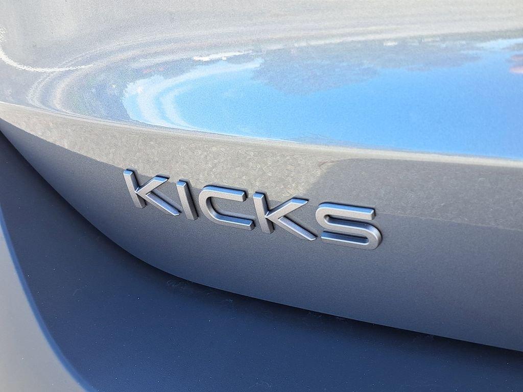 Nissan Kicks Sv - Thumbnail 10