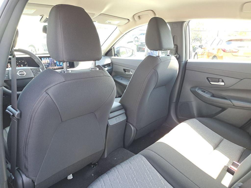 Nissan Sentra Sv - Thumbnail 12