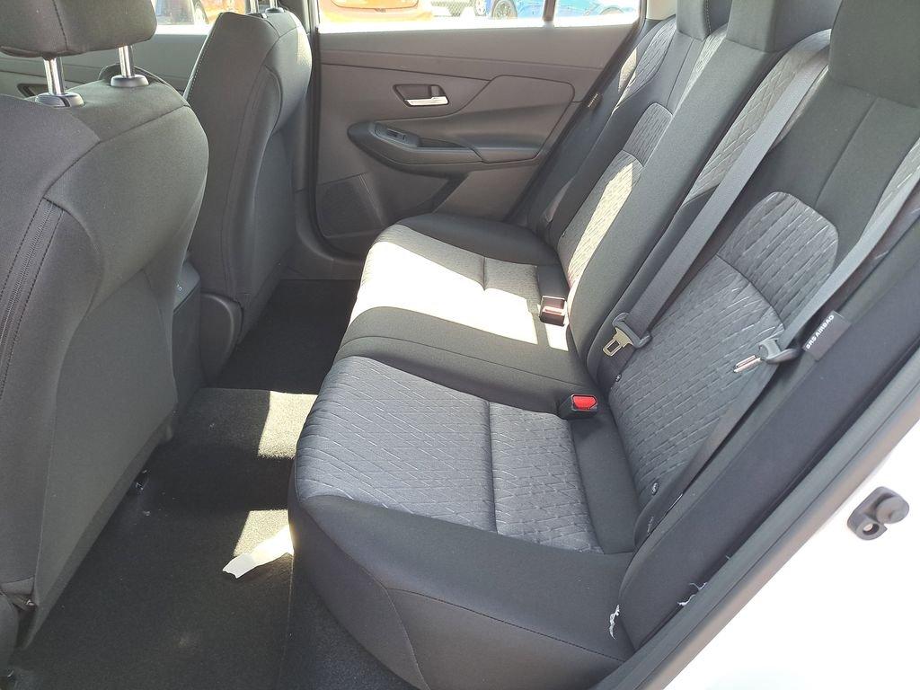 Nissan Sentra Sv - Thumbnail 13