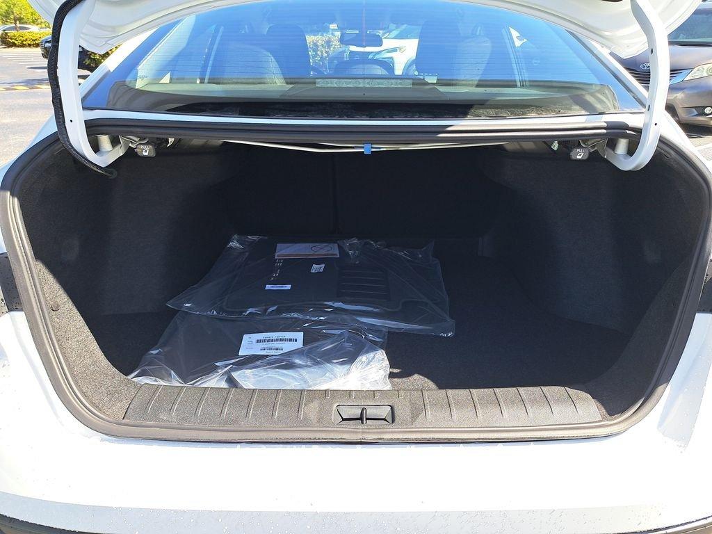 Nissan Sentra Sv - Thumbnail 11