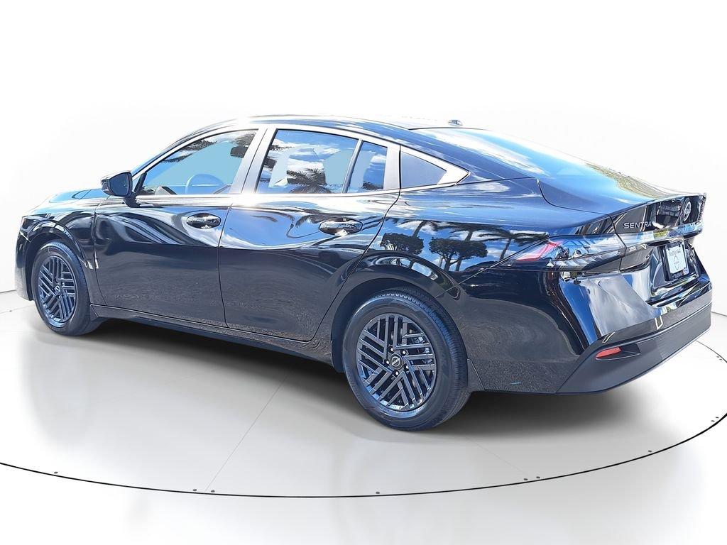 Nissan Sentra Sv - Thumbnail 6