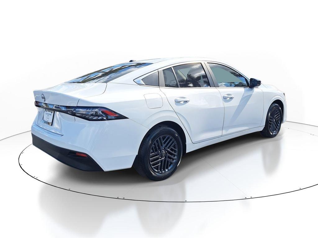 Nissan Sentra Sv - Thumbnail 8