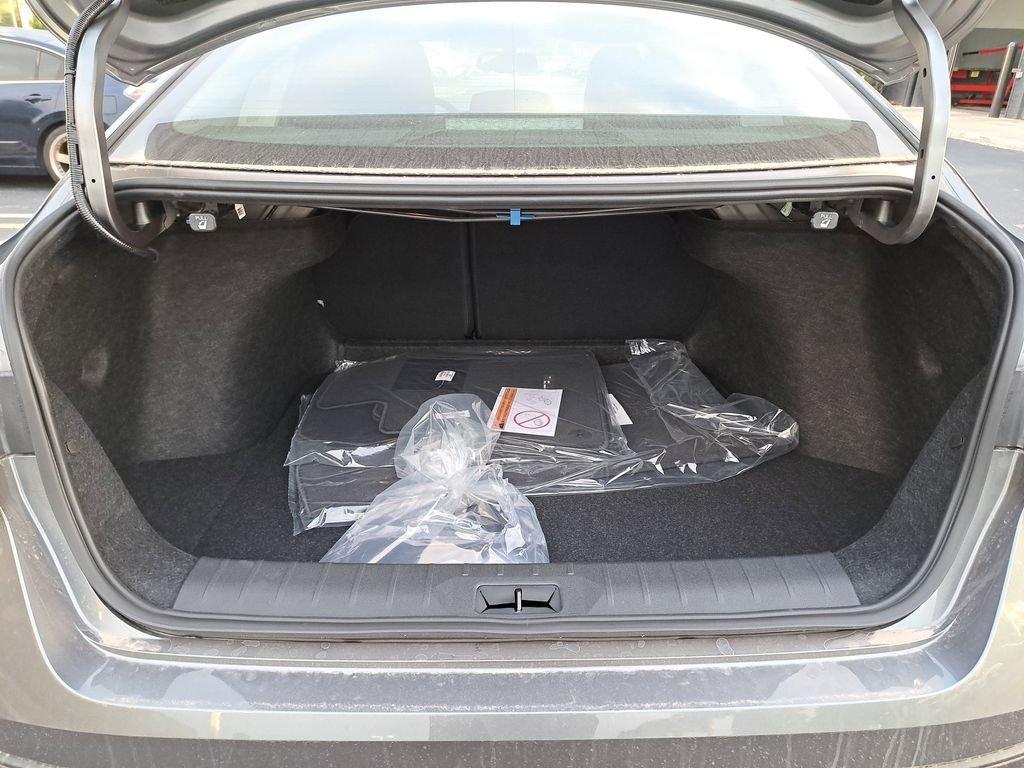 Nissan Sentra Sv - Thumbnail 11