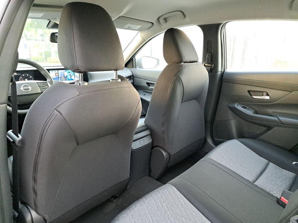 Nissan Sentra Sv - Thumbnail 12