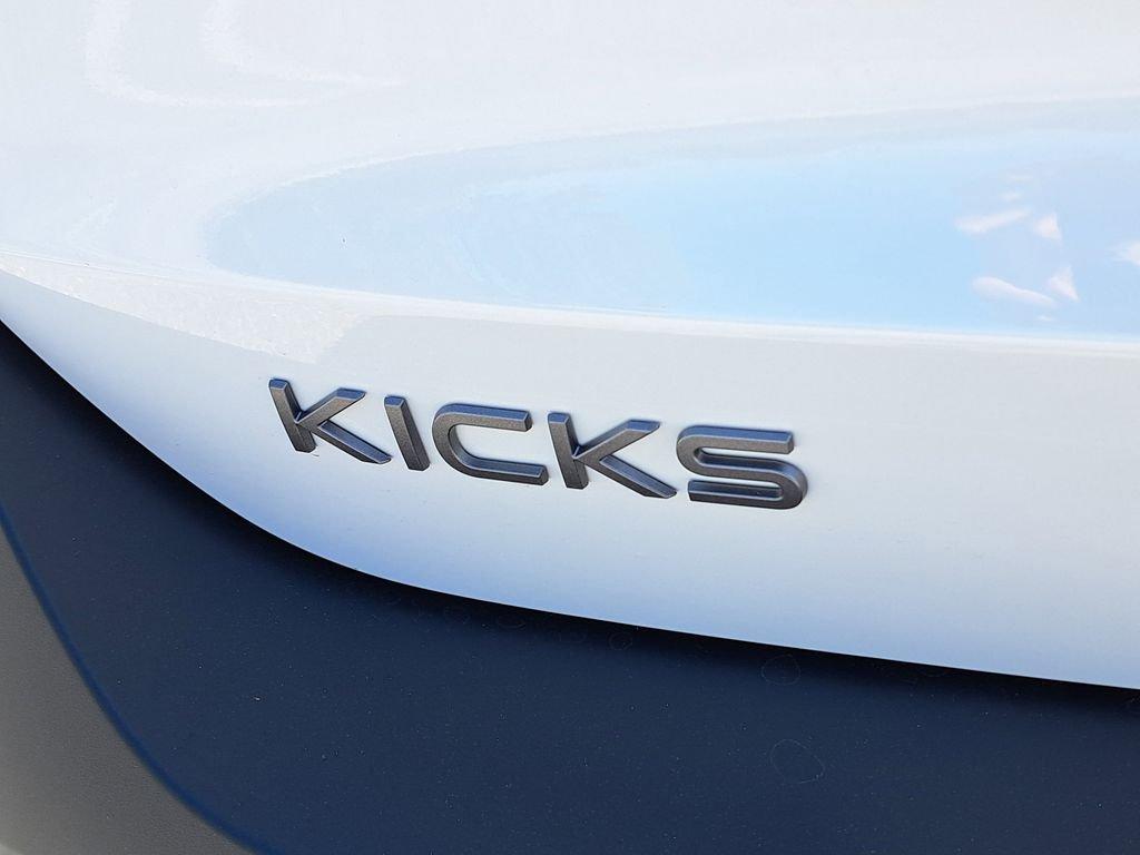 Nissan Kicks Sv - Thumbnail 10