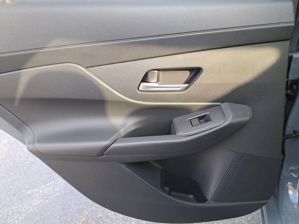 Nissan Sentra Sv - Thumbnail 14