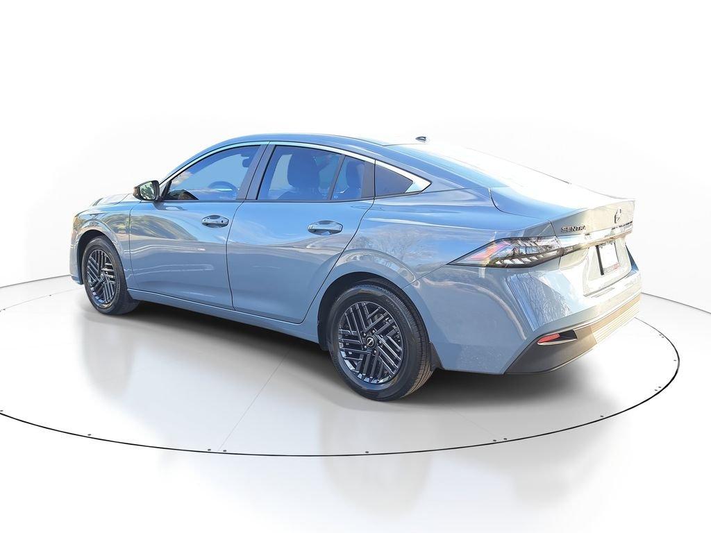 Nissan Sentra Sv - Thumbnail 6