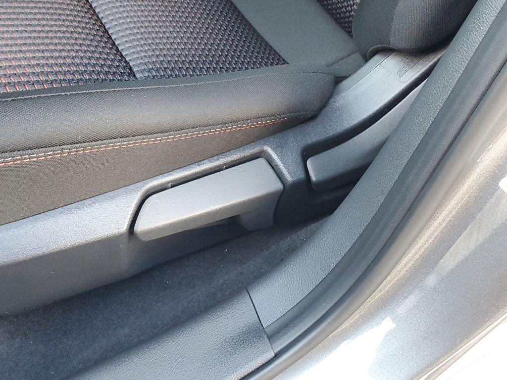 Nissan Sentra Sr - Thumbnail 19