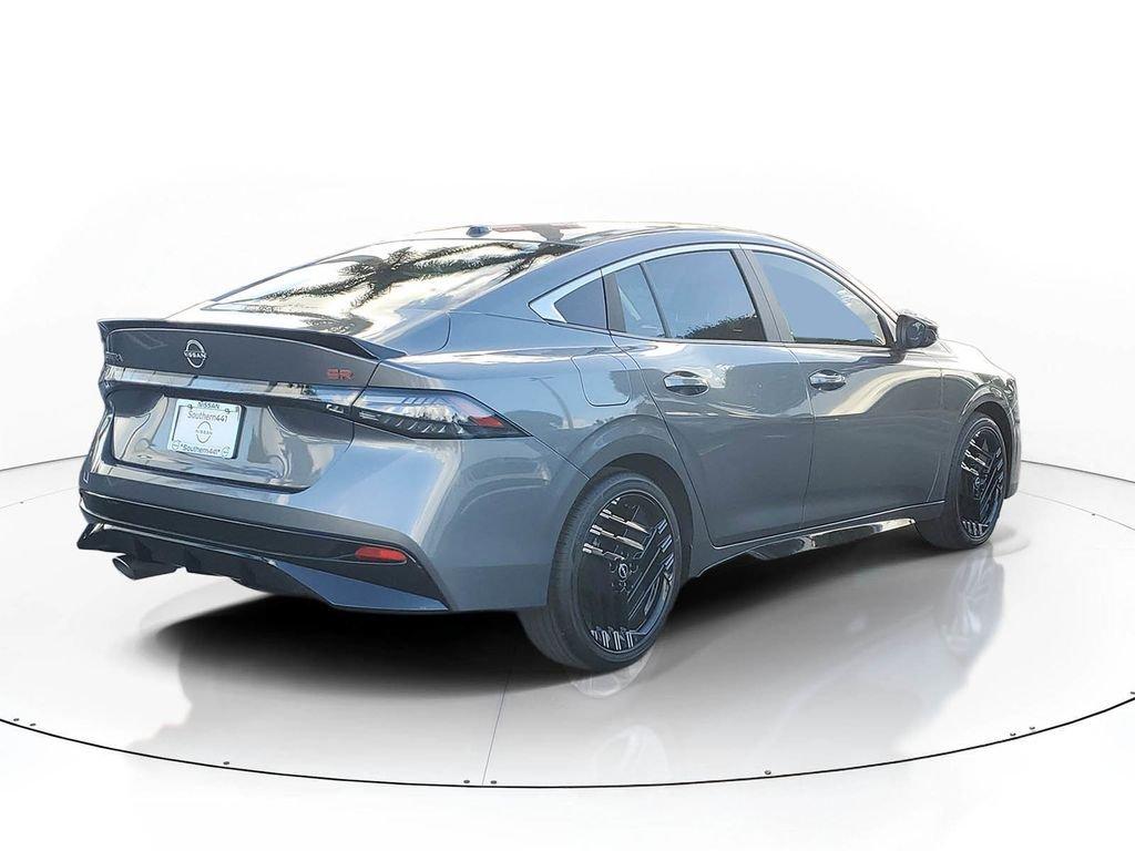 Nissan Sentra Sr - Thumbnail 8