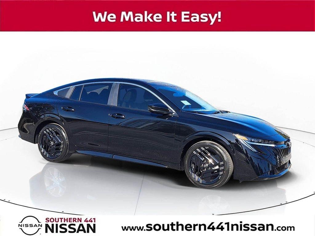 Nissan Sentra Sr - Thumbnail 2