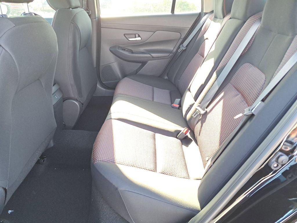 Nissan Sentra Sr - Thumbnail 13