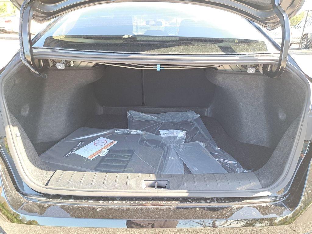 Nissan Sentra Sr - Thumbnail 11