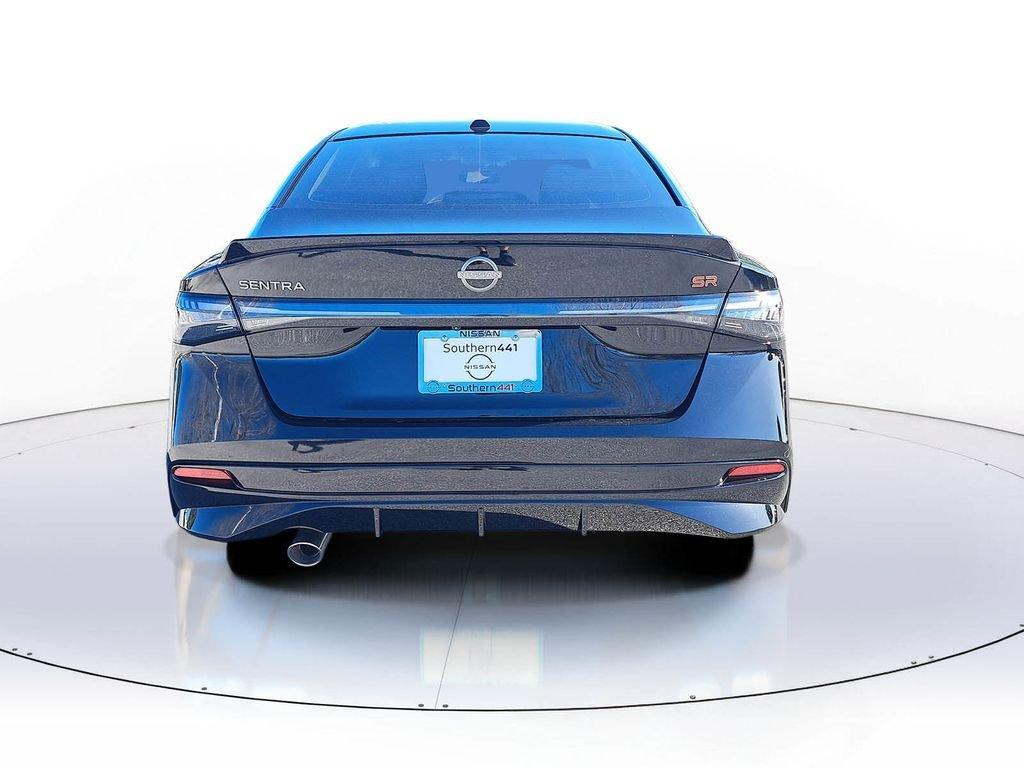 Nissan Sentra Sr - Thumbnail 7