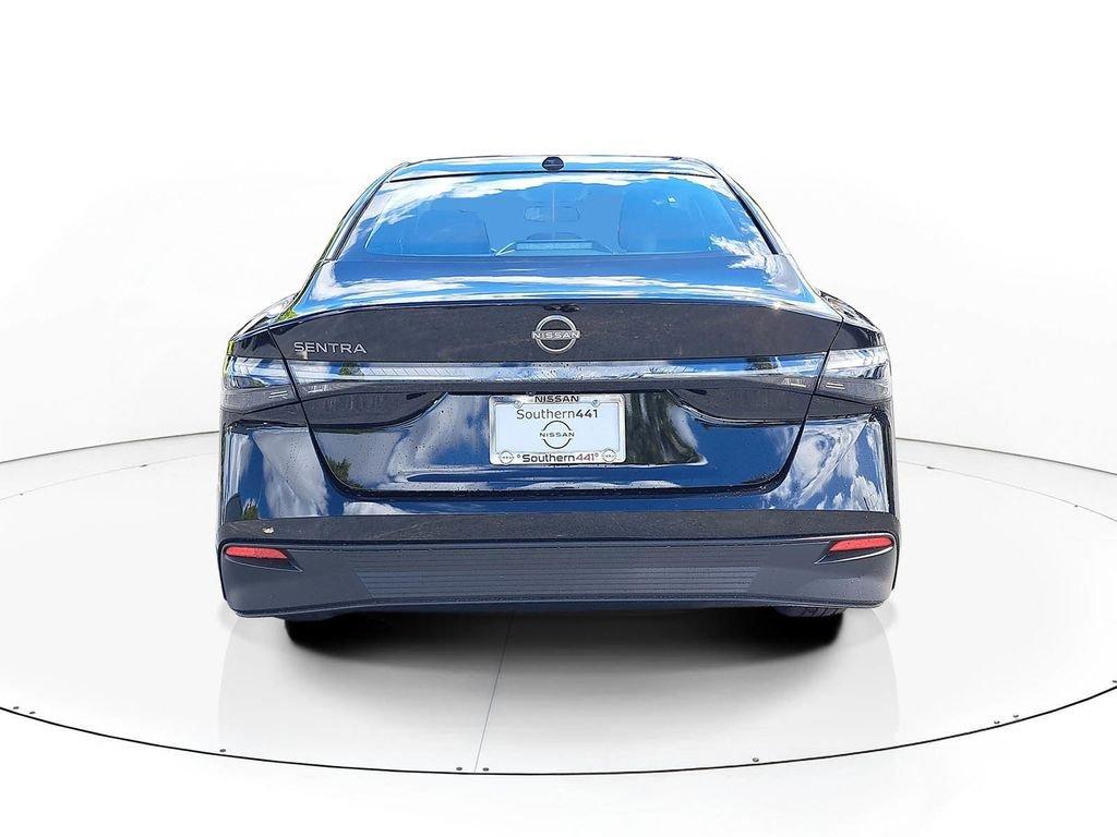 Nissan Sentra Sv - Thumbnail 7