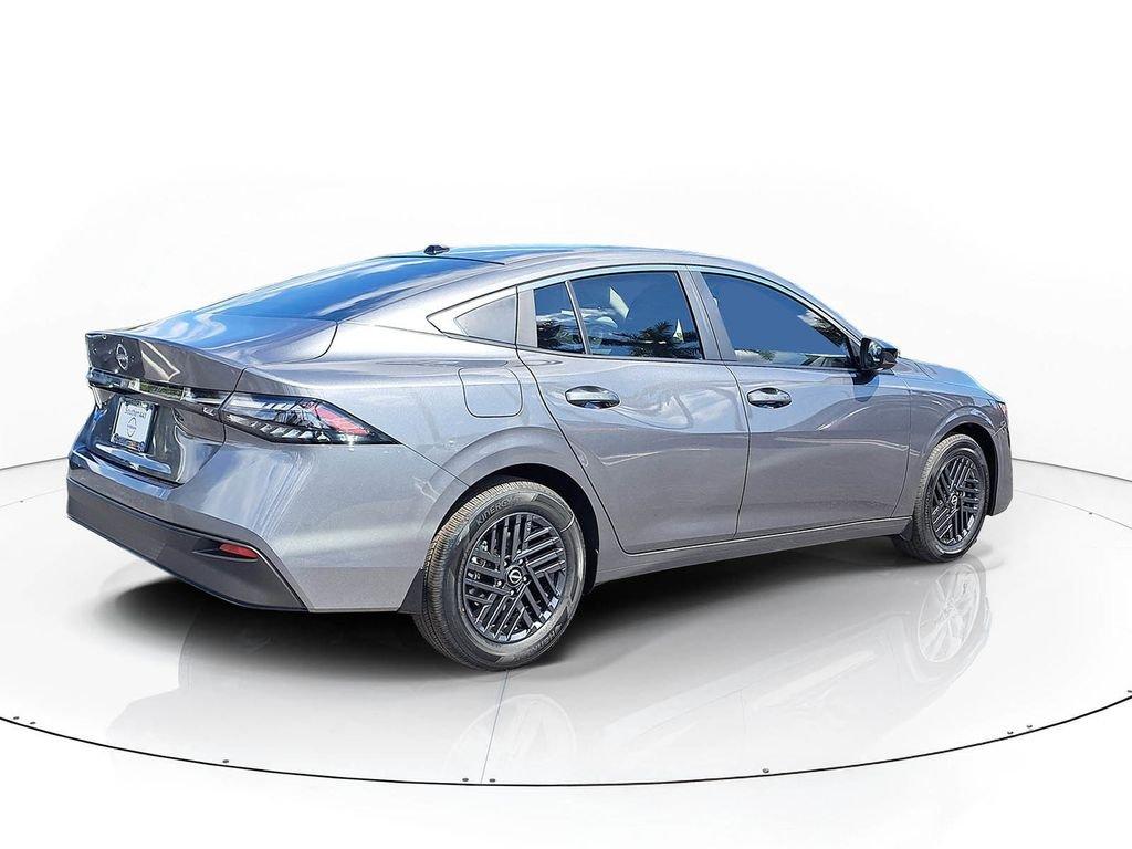 Nissan Sentra Sv - Thumbnail 8