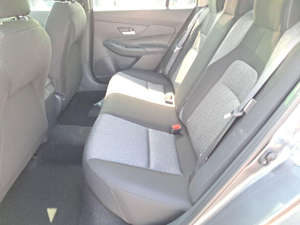 Nissan Sentra Sv - Thumbnail 13