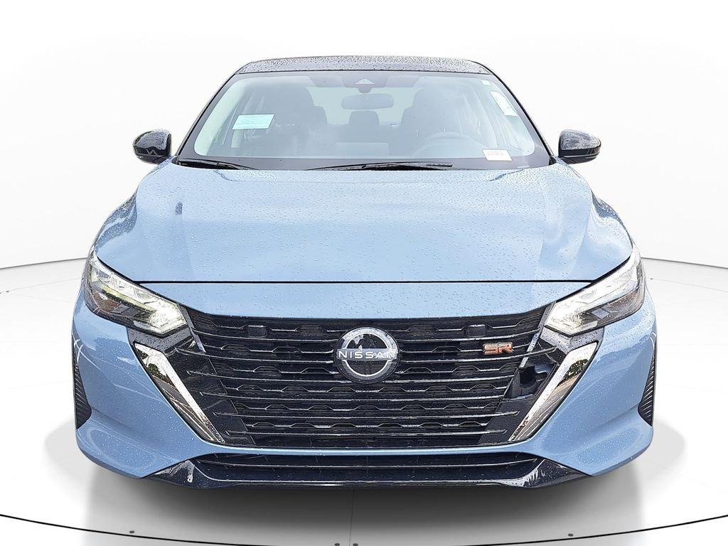 Nissan Sentra Sr - Thumbnail 4