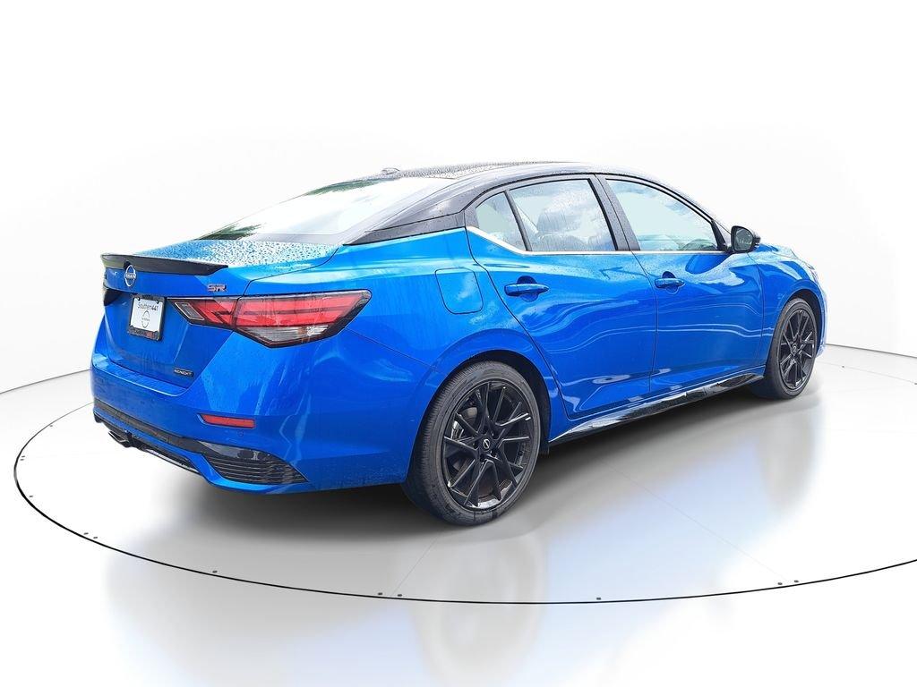 Nissan Sentra Sr - Thumbnail 8