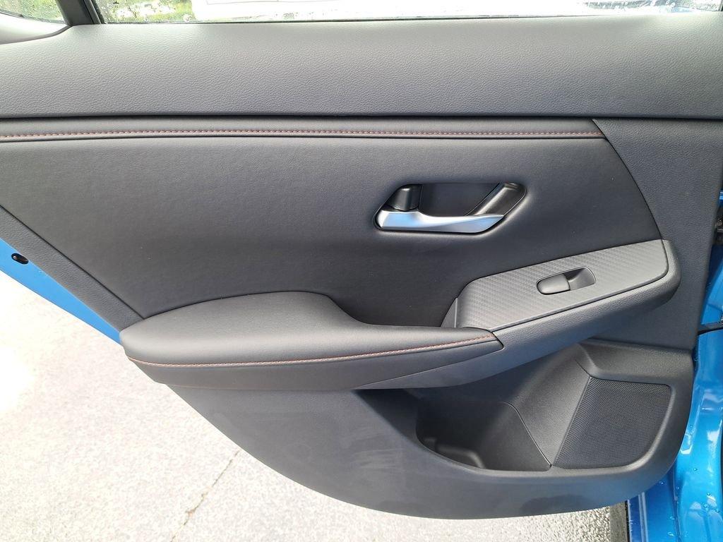 Nissan Sentra Sr - Thumbnail 15