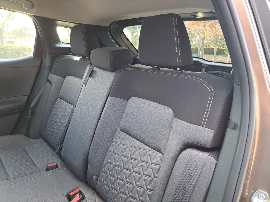 Nissan Kicks Sv - Thumbnail 14