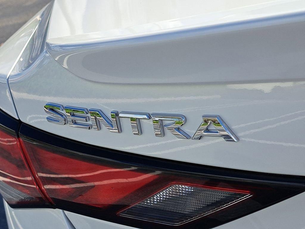 Nissan Sentra Sr - Thumbnail 10