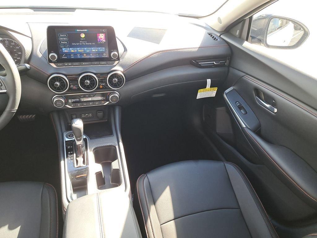 Nissan Sentra Sr - Thumbnail 18