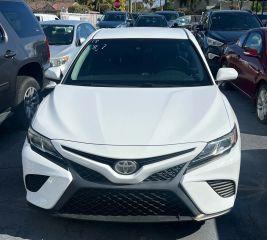 Toyota Camry - Thumbnail 2