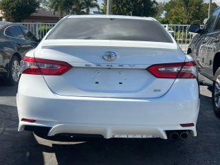 Toyota Camry - Thumbnail 11