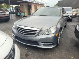 Mercedes-Benz E-Class - Thumbnail 6