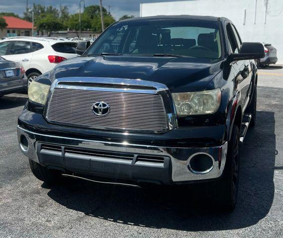 Toyota Tundra Double Cab - View 1