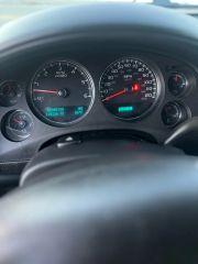 Chevrolet Tahoe - Thumbnail 4