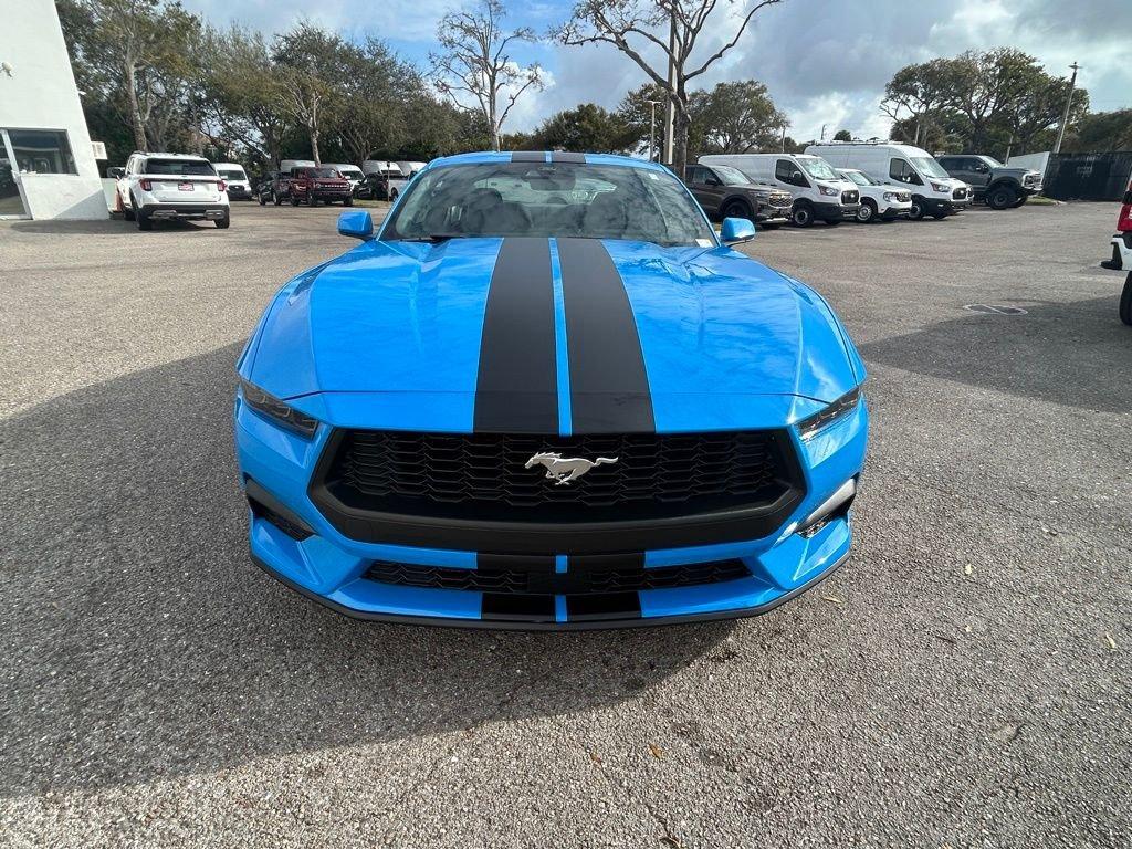 Ford Mustang Ecoboost® Fastback Rwd Fastback - Thumbnail 9