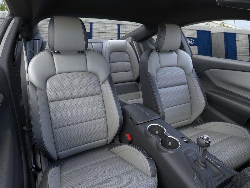 Ford Mustang Ecoboost® Premium Fastback Rwd Fastback - Thumbnail 12