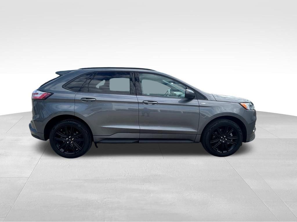 Ford Edge St Line Awd 4 Door Suv - Thumbnail 5