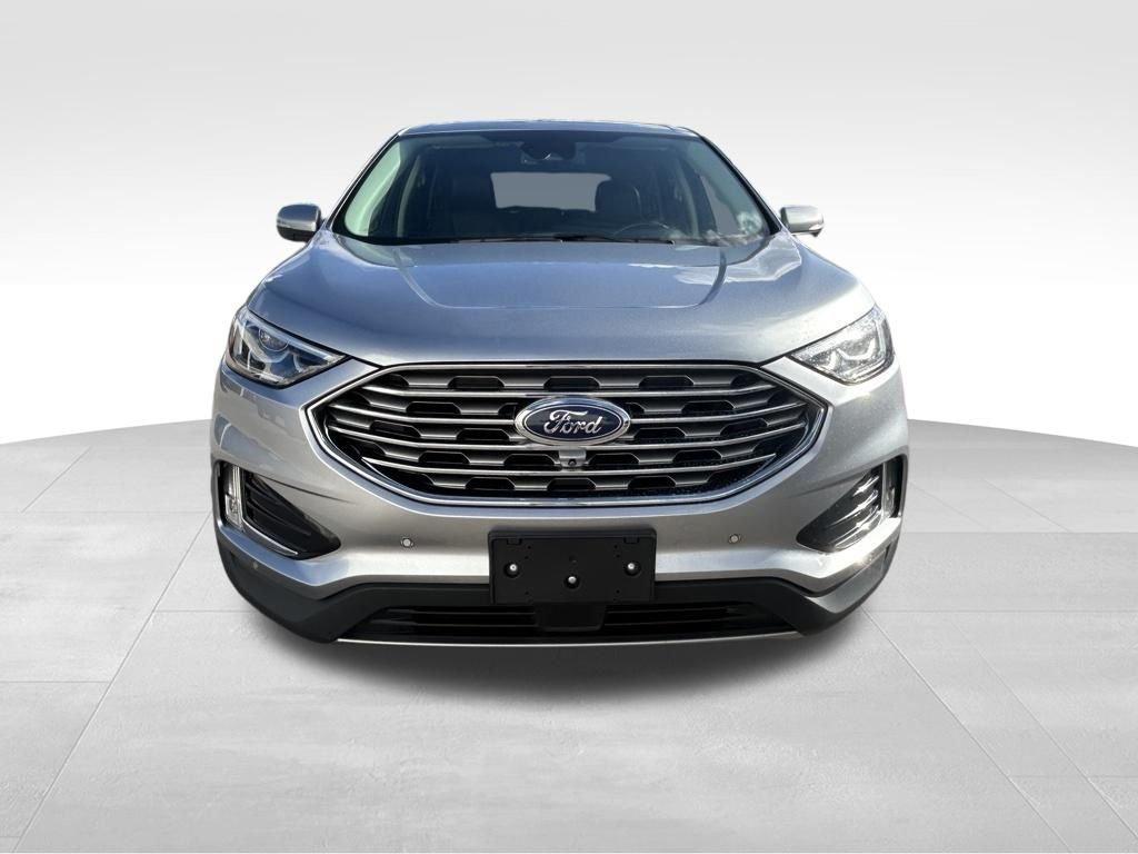 Ford Edge Titanium Awd 4 Door Suv - Thumbnail 12