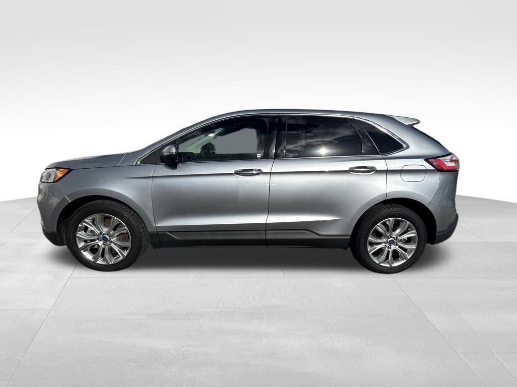 Ford Edge Titanium Awd 4 Door Suv - Thumbnail 10