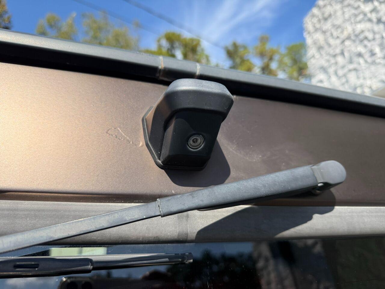 Mercedes-Benz G-Class - Thumbnail 7