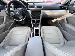 Volkswagen Passat - View 1