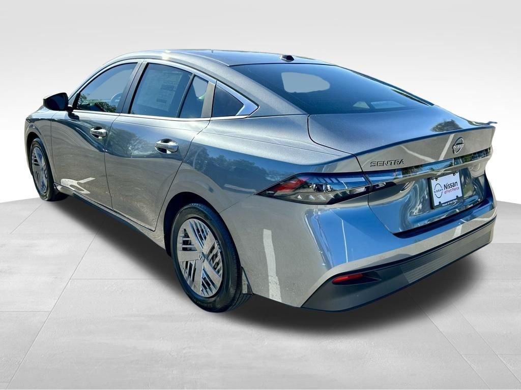 Nissan Sentra Sv - Thumbnail 9