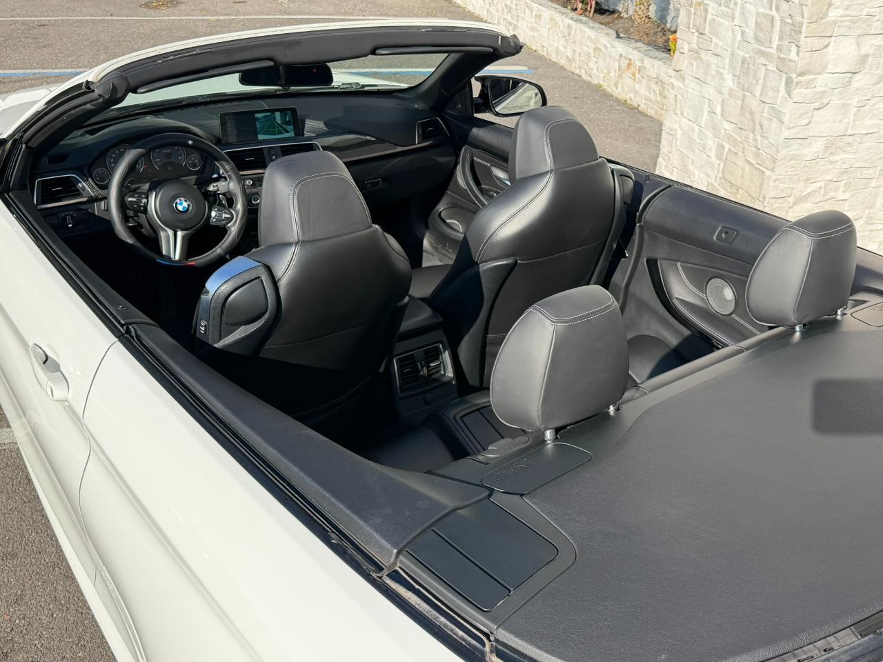 BMW M4 - Thumbnail 17