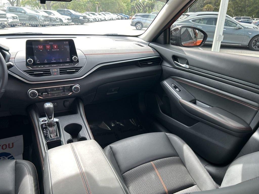 Nissan Altima 2.5 Sr - Thumbnail 13