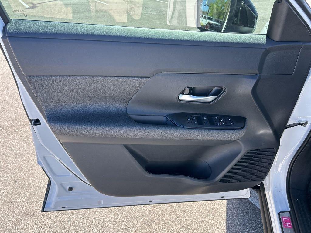 Nissan Kicks Sv - Thumbnail 18